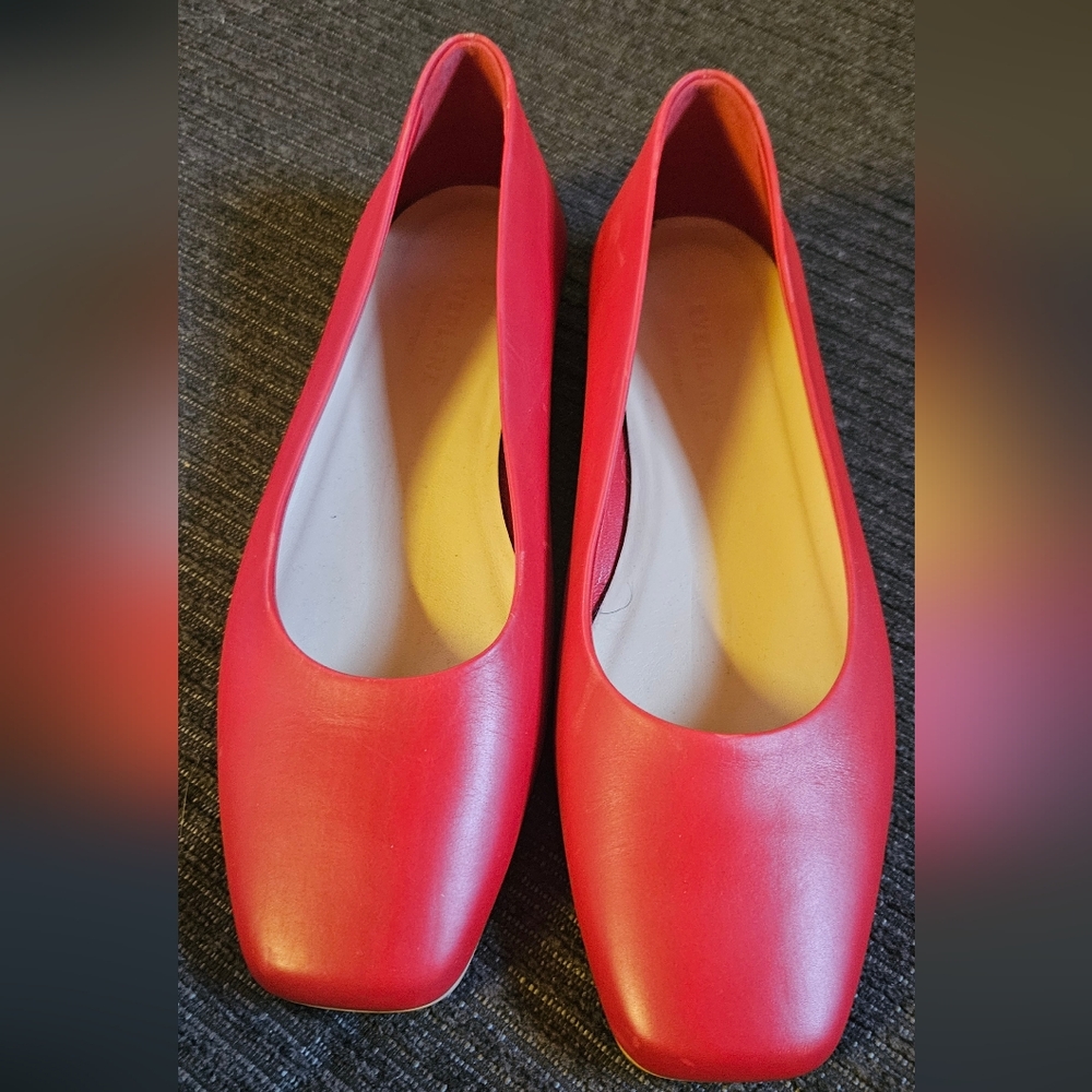 Everlane Women's Red Flats